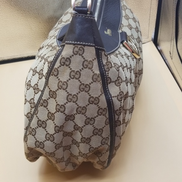 Gucci canvas monogram shoulder bag purse - Picture 4 of 8